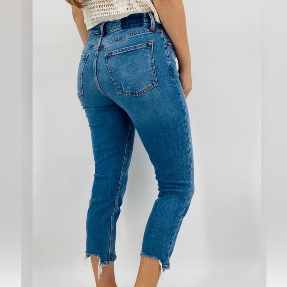 Abercrombie and Fitch size 25 crop denim jeans. Mild distress style. Light wash